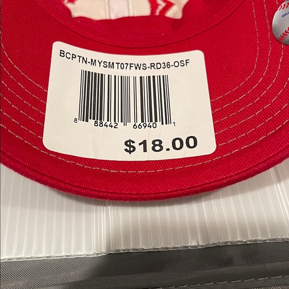 Red and White Baseball Cap Brand New - Picture 6 of 8